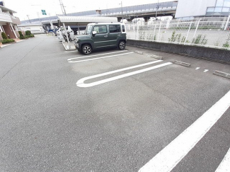 駐車場に車を止められます