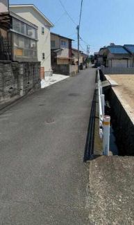 東側道路