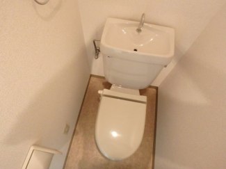 シンプルで使いやすいトイレです