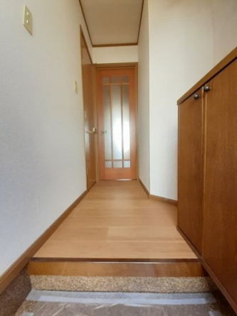 明るい玄関です