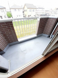 広々としたバルコニーです