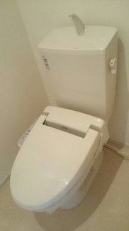 清潔感のあるトイレです
