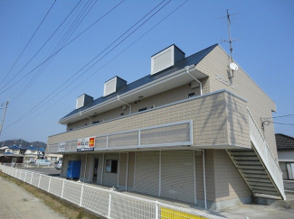 落ち着いた雰囲気の外観です