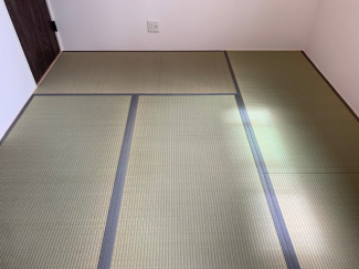 明るい室内です