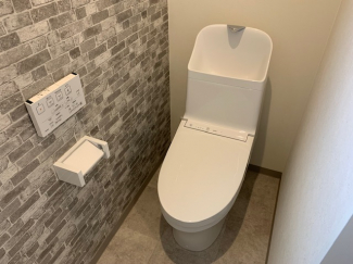 シンプルで使いやすいトイレです