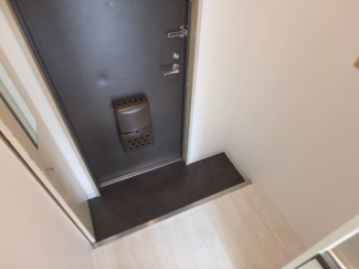 落ち着いた玄関です