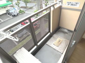 【バルコニー】