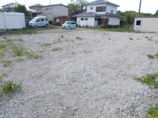 資材置き場 ・駐車場の画像