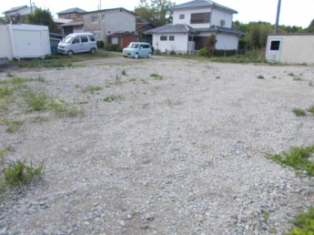 資材置き場 ・駐車場の画像