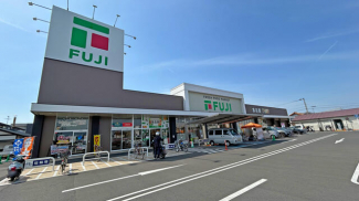フジ古川椿店まで122m