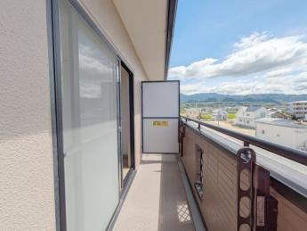 【バルコニー】