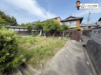 建築条件なし
約103坪
徒歩圏内にスーパーやコンビニエンスストアが充実しているので買い物にとても便利です♪