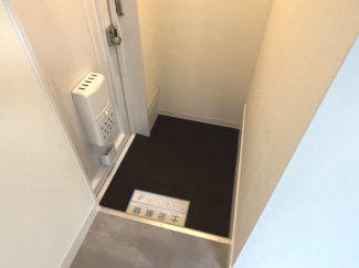 【玄関】