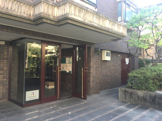 【エントランス】