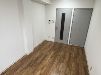 【寝室】