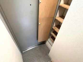 【玄関】