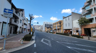整備された周辺街並み