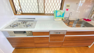 キッチン流し台（2層階）登記上1階部分