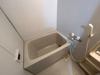 バス