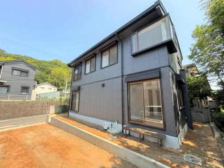 【リフォーム完了】外壁・屋根塗装済み。駐車場は拡張工事を行い