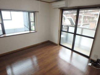 ゆったりとした居間です