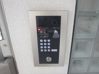 オートロック付きです