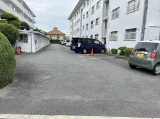 駐車スペースもあります