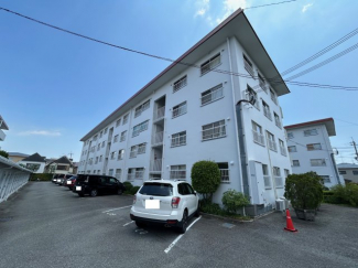落ち着いた雰囲気の外観です