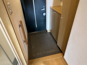 【玄関】