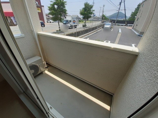 【バルコニー】