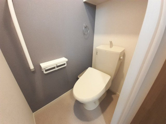 清潔感のあるトイレです
