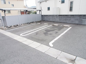 駐車スペースもあります