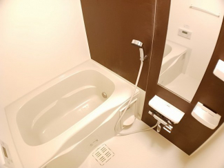 日々の疲れを癒すお風呂付です