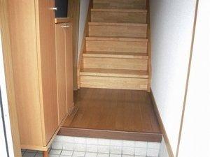 収納もある玄関です