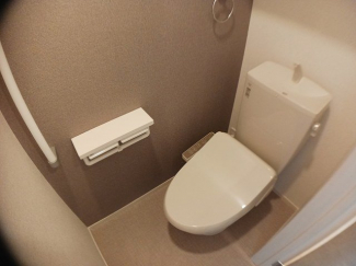 シンプルで使いやすいトイレです