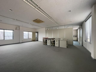 ガレージ付き事務所の画像