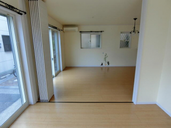西宮市上大市２丁目の一戸建ての画像