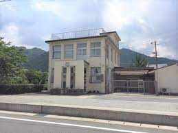 丹南郵便局まで1194m