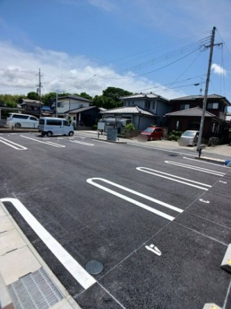 【駐車場】