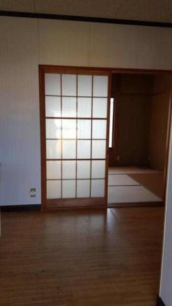 松山市清住２丁目のアパートの画像