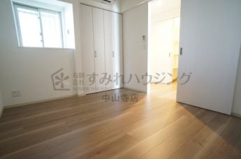 【寝室】