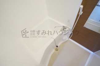 参考、同建物・反転間取りの号室
