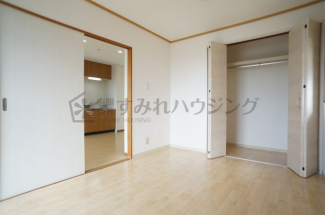 参考、同建物・反転間取りの号室