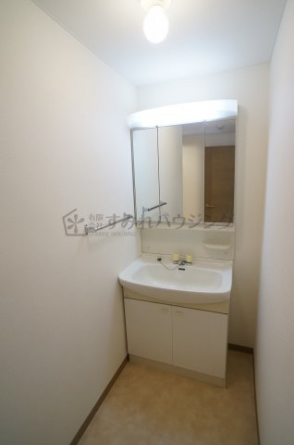 参考、同建物・同間取りの号室