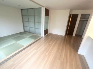 【居間・リビング】
