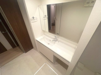 【洗面所】