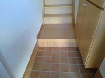 シンプルで使いやすい玄関です