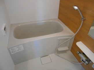 日々の疲れを癒すお風呂付です