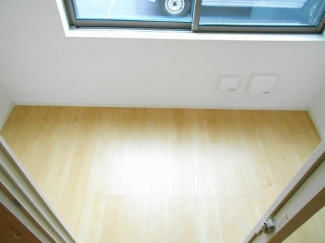 落ち着いた時間を過ごせるバルコニーです