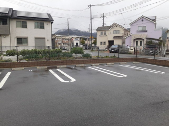 駐車場完備です